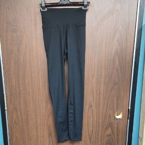 GAP Size XS Black High Rise Everyday Legging